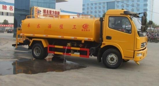 東風多利卡<a href=http://www.khfxs.cn/ssc target=_blank class=infotextkey>灑水車</a>